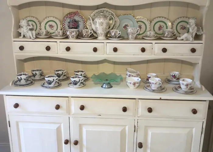 Lark Nyaraló Pickering